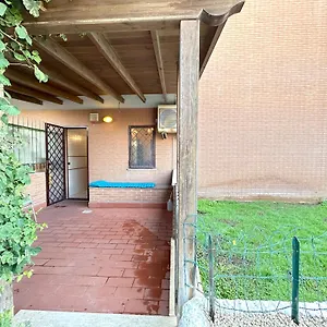 Alba Rossa Garden Retreat Appartamento
